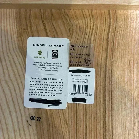 Serving Board Handmade Ash Wood Round Cutting Board NEW by Pottery Barn - Picture 5 of 9